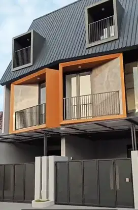 Rumah Baru Modern Casual 3 Lantai di Puri Mas, Free Pajak & Balik Nama