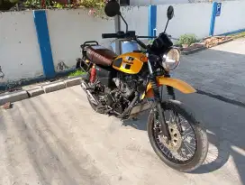 Kawasaki W 175 TR Tahun 2019 Surat Komplit