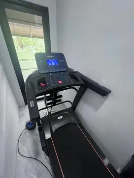 IREBORN FLORANCE TREADMIL