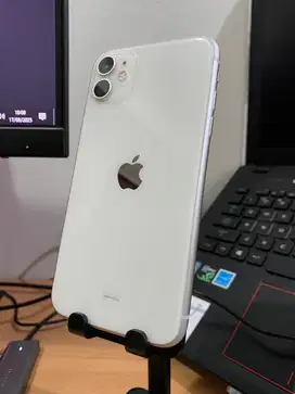 Iphone 11 128gb Putih Ibox Second