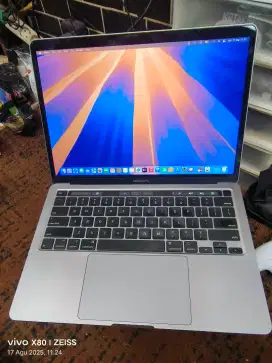Macbook Pro 2020 Touchbar 512Gb Normal Siap Pakai