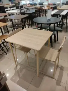 Meja Makan Minimalis + 2 Kursi