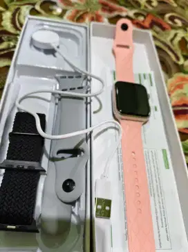 Smartwatch mini 1,75 inch cocok untuk wanita