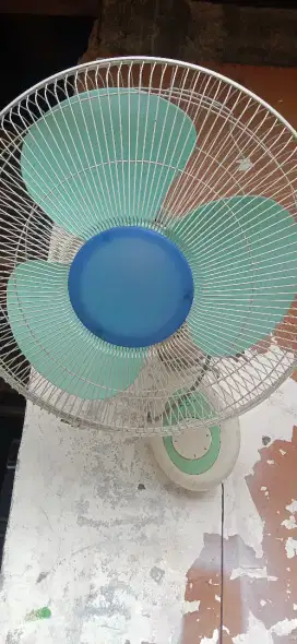 Jual aja kipas angin gantung maspion