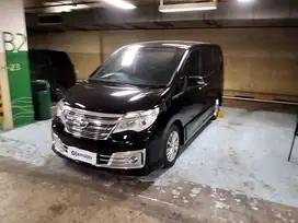 DP Rendah  8JT Nissan Serena 2.0 Highway Star Autech Panaromic Bensin
