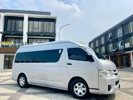 Hiace Commuter 2023 ISTIMEWA