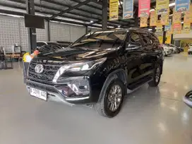 Toyota Fortuner VRZ 2.8 AT 2022 Pajak Panjang