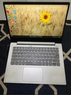 Laptop Ideapad 330s