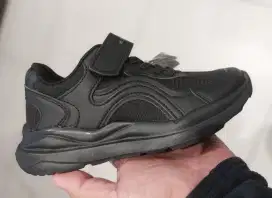 Sepatu airwalk warna hitam