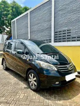 Honda Freed AT 2010 Mobil Pribadi
