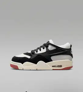 Sepatu Nike Air Jordan 4 RM