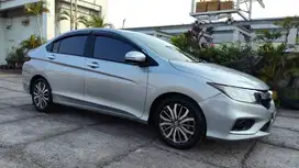 tangan pertama Honda CITY RS AT 2017 paket tdp mulai 10jt
