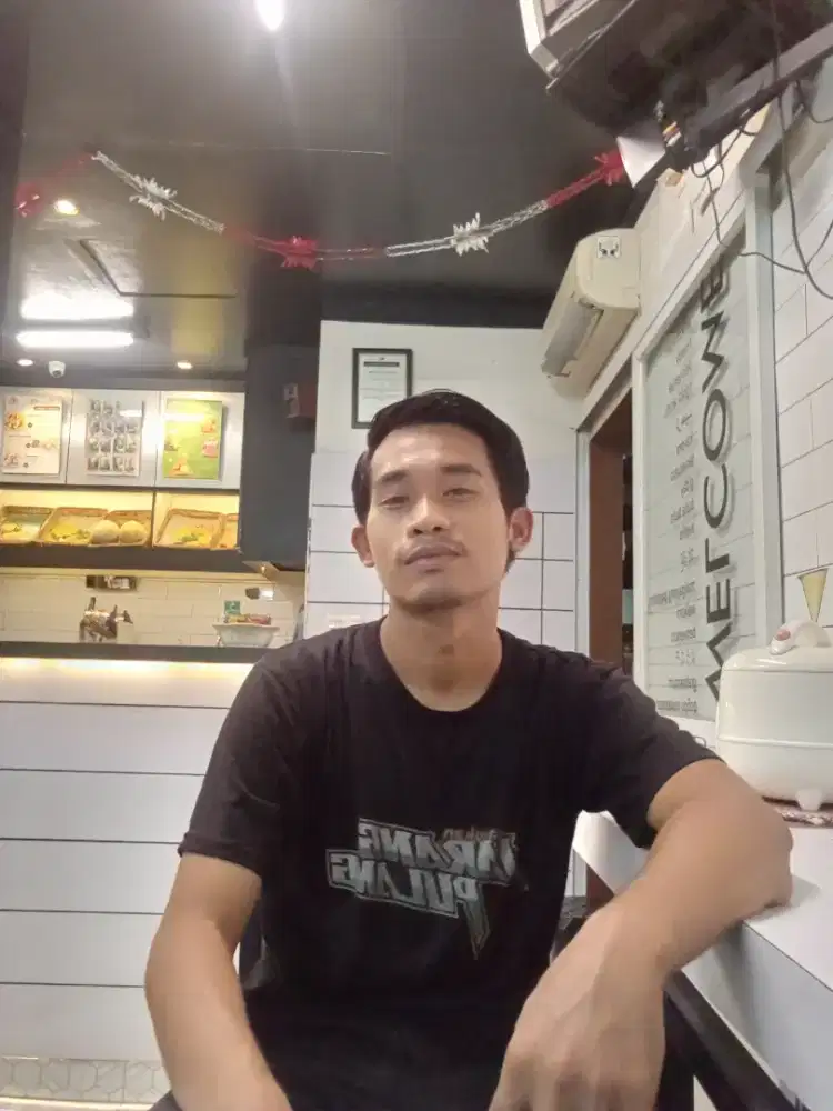 Kerja apa aja,yg penting ada mes nya
