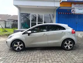Kia Rio 2012 Bensin