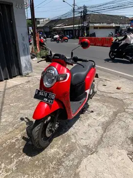 Jual Scoopy thn 2017