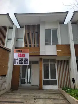 JUAL RUMAH 2 LANTAI DEKAT DENGAN MALL DI TANGERANG