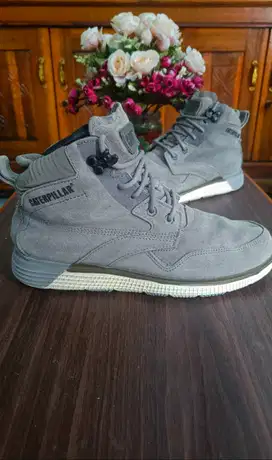 Sepatu Caterpillar size 41 original
