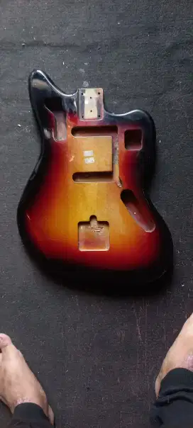 Body gitar elektrik model fender jaguar 3 color sunbrust relic Alder