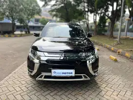 Mitsubishi Outlander PHEV Ultimate AT 2019