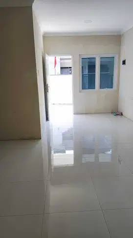 JUAL MURAH Rumah strategis dekat Mainroad SHM di Kopo Permai 2