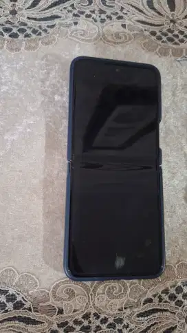 Samsung Z Flip 5 / 512GB