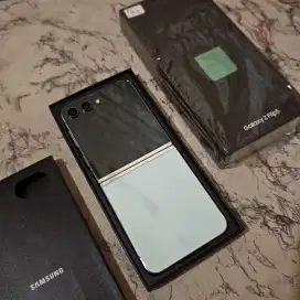 Samsung Z Flip 6 5G 8/512gb Like New No Minus Fullset Resmi Sein