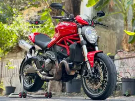 Ducati Monster 821 Merah 2015