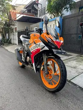 Jual CBR 150R Repsol 2017 kondisi istimewa