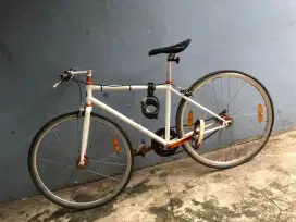 Sepeda Gunung Giant Bowery Mashup