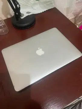 Macbook Air 13 inc i5 2015 4/128