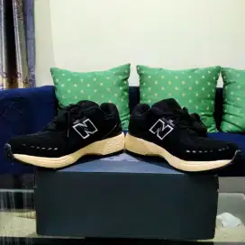 Sepatu Running/Casual NB 1906R