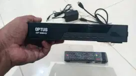 Kvision optus masih mulus seperti baru lengkap dengan remot