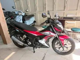 Honda sonic 150 r tahun 2021 mulus