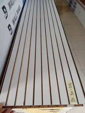 WALLPANELL BAHAN DAN TERPASANG