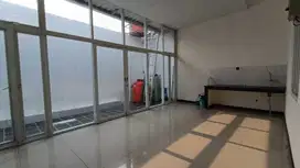 Rumah siap huni beres renovasi sangat nyaman cocok untuk keluarga