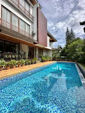 CILANDAK LUXURY HOUSE POOL BEST PRICE