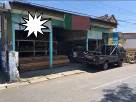 Lebar 9 Raya Semolowaru dkt MERR nginden manyar