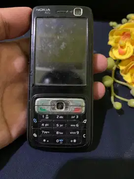 Nokia N73 tanpa baterai
