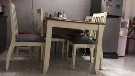 Meja makan jati 4 bangku