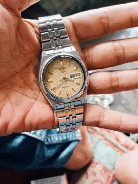 Jam vintage original mulus no minus