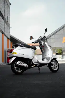 PIAGGIO VESPA LX 150 2VIE INJECTION 2011 MURAHH MEIRAH