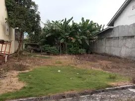 Tanah Siap Bangun di Jl. Soekarno Hatta di Maskrebet Kesucian: SHM