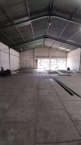 Gudang strategis poros jalan raden panji suroso blimbing malang