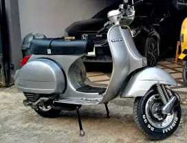 Vespa Classic PS Strada 86