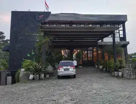 Dijual tempat usaha di jalan utama Sentul kabupaten Bogor