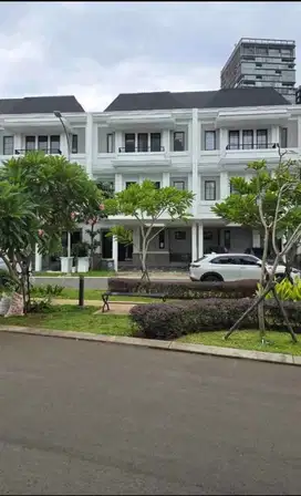 Rumah 3 lantai siap huni sutera winona Pinang