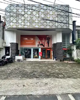RUANG USAHA 2 LANTAI EX BUTIK KEBAYORAN BARU DEKAT SCBD SENOPATI