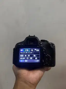 Kamera canon 600D