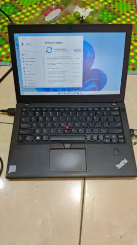 Lenovo Thinkpad x270