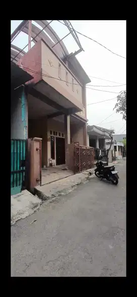 Rumah 2 Lantai Murah Dekat Summarecon Bekasi